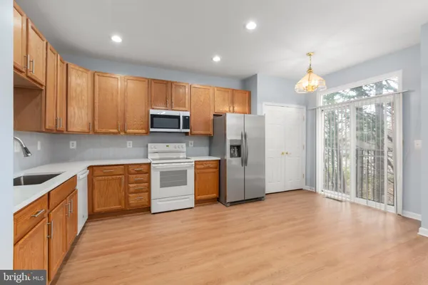 $2,900 | 15788 Nimes Court, Woodbridge, VA 22191