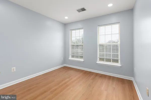 $2,900 | 15788 Nimes Court, Woodbridge, VA 22191