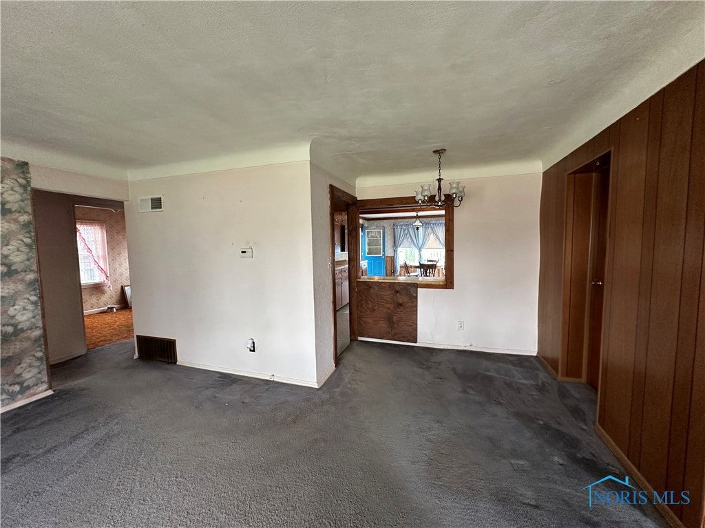1852 Ambleside Road Oregon, OH 43616 - Photo 10 of 28 Gallery Image 10