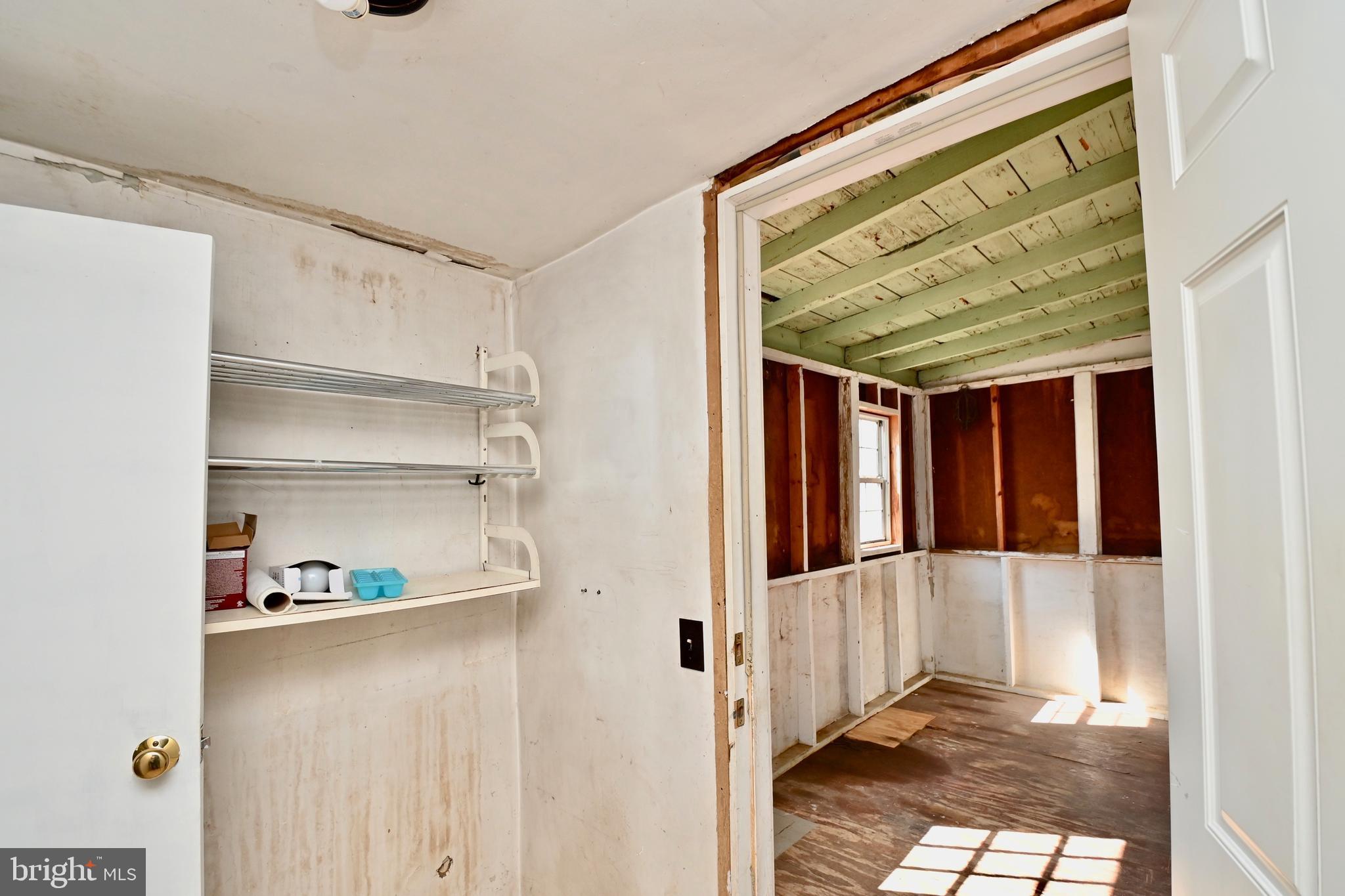 144 Harrell Road Fredericksburg, VA 22405 - Photo 12 of 33 Mud Area back to view of enclosed Porch