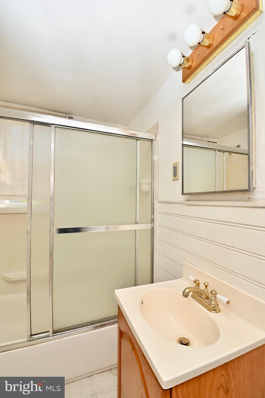 144 Harrell Road Fredericksburg, VA 22405 - Photo 16 of 33 Bath Alt