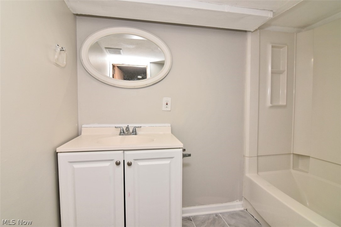 4495 Ammon Road Cleveland, OH 44143 - Photo 33 of 38