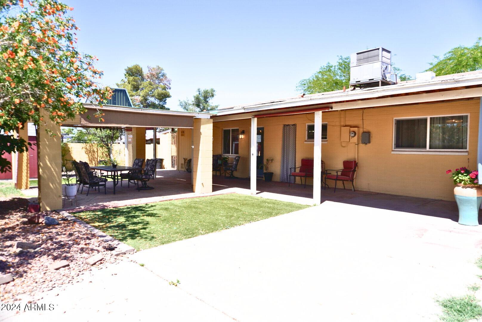 855 West Del Rio Street Chandler, AZ 85225 - Photo 12 of 13 EXTENDED COVERED PATIO