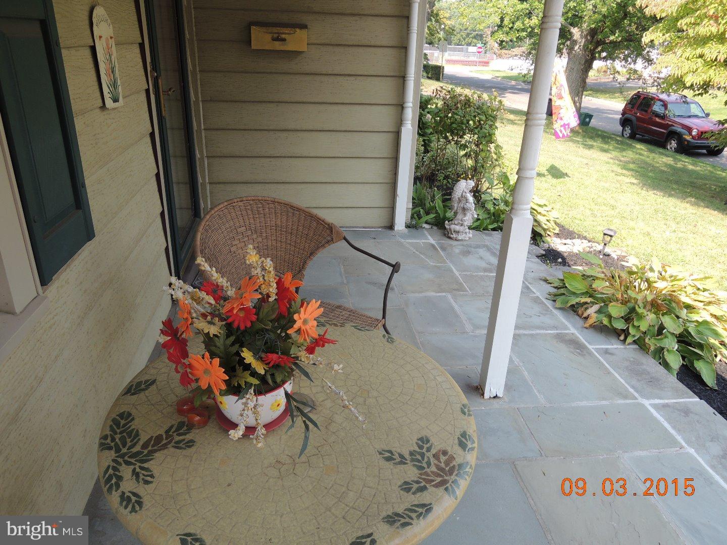 53 James Road Hatboro, PA 19040 - Photo 2 of 25
