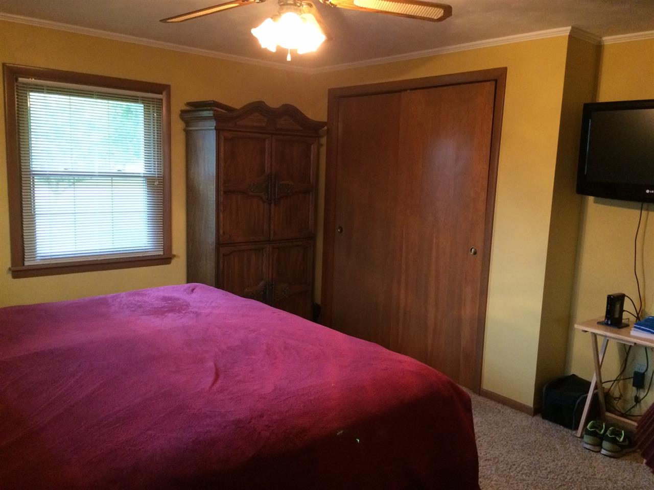 255 Roeville Road Decatur, IN 46733 - Photo 8 of 26