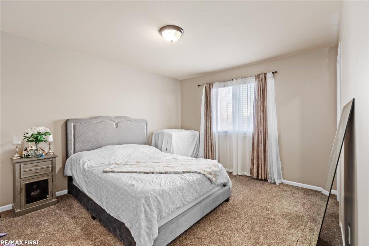 16433 Moore Park Road Macomb, MI 48044 - Photo 31 of 47 50168425-d2fa1924-98ed-49fa-a5c6-06629ec4d53e.JPG