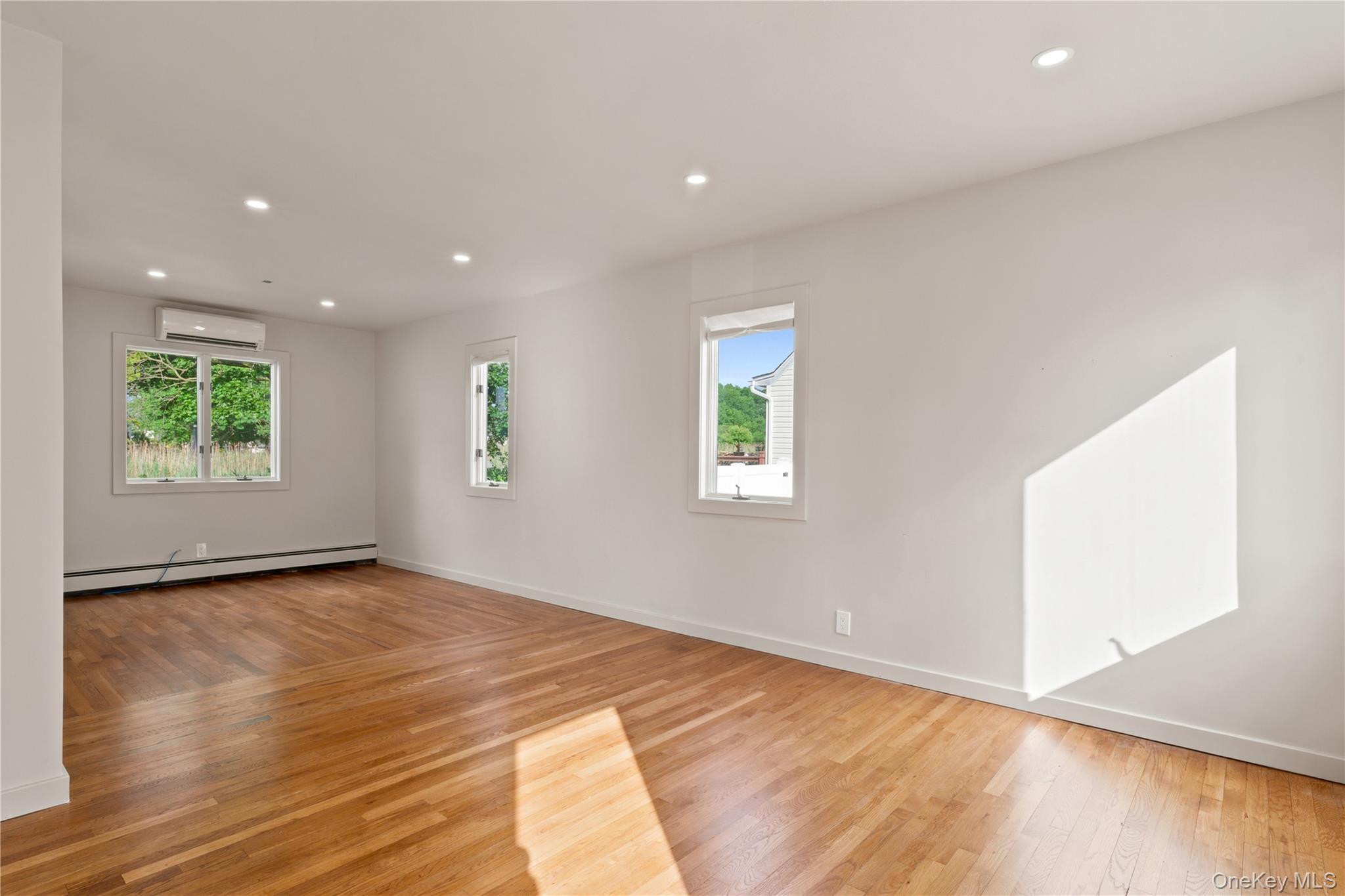 2693 Fox Road Baldwin, NY 11510 - Photo 15 of 32