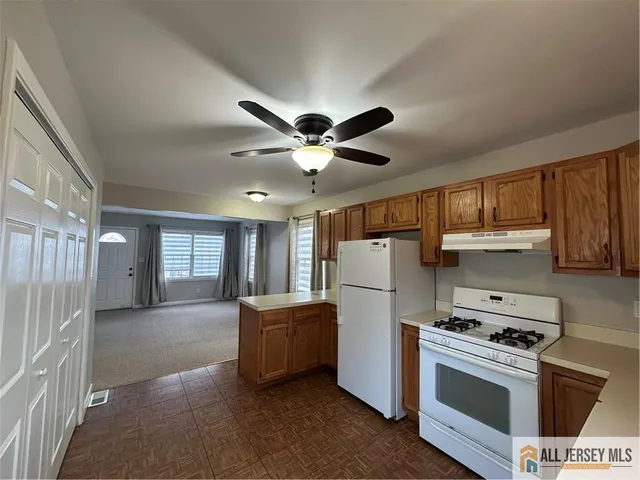 $2,950 | 16 Albourne Street, South River, NJ 08882