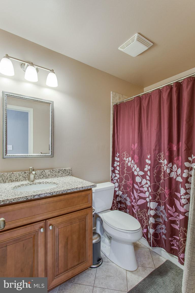 4338 Cub Run Road Chantilly, VA 20151 - Photo 17 of 27 One of 2 full baths on upper level- both updated
