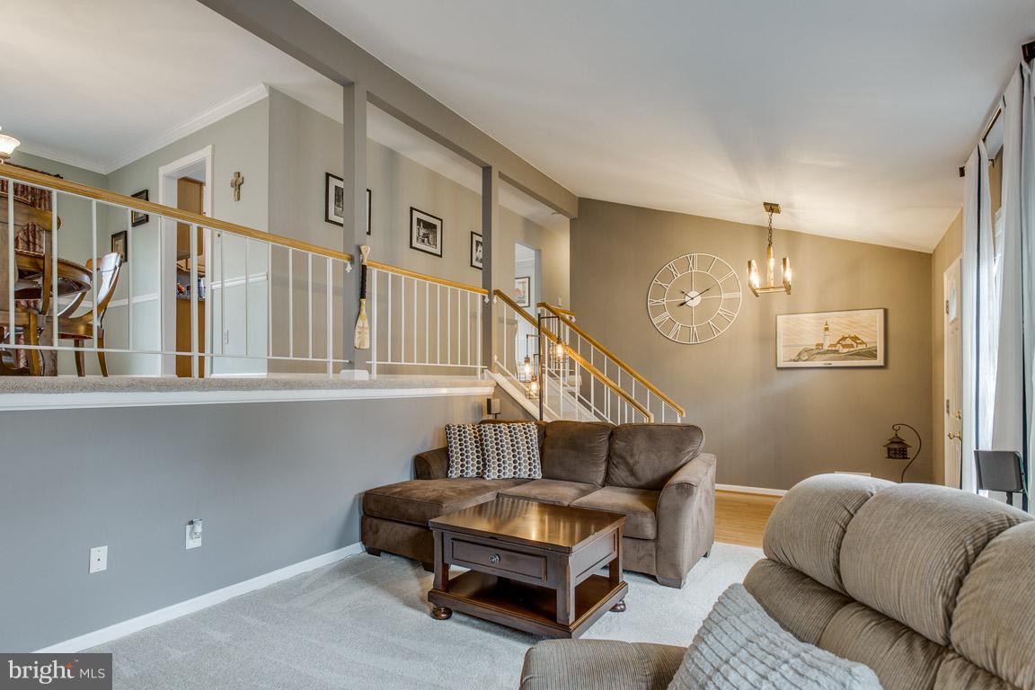 4338 Cub Run Road Chantilly, VA 20151 - Photo 5 of 27 Features vaulted ceilings and updated fixtures