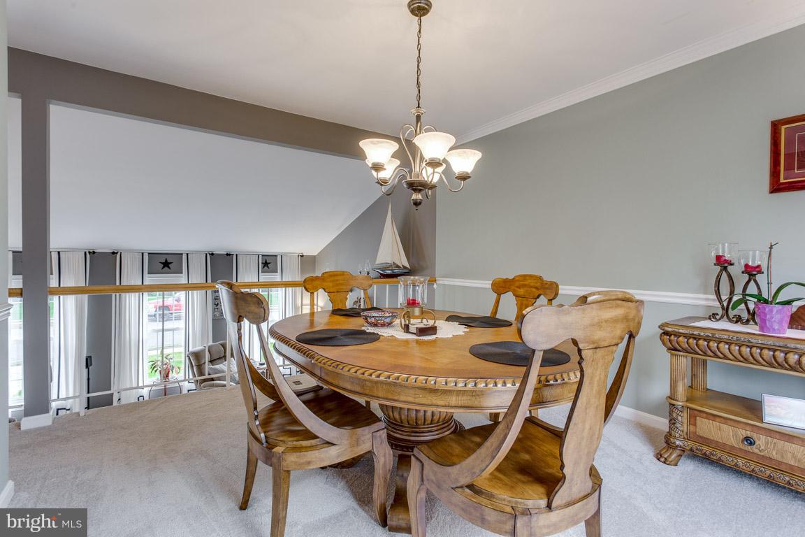 4338 Cub Run Road Chantilly, VA 20151 - Photo 6 of 27 Dining room overlooks living room