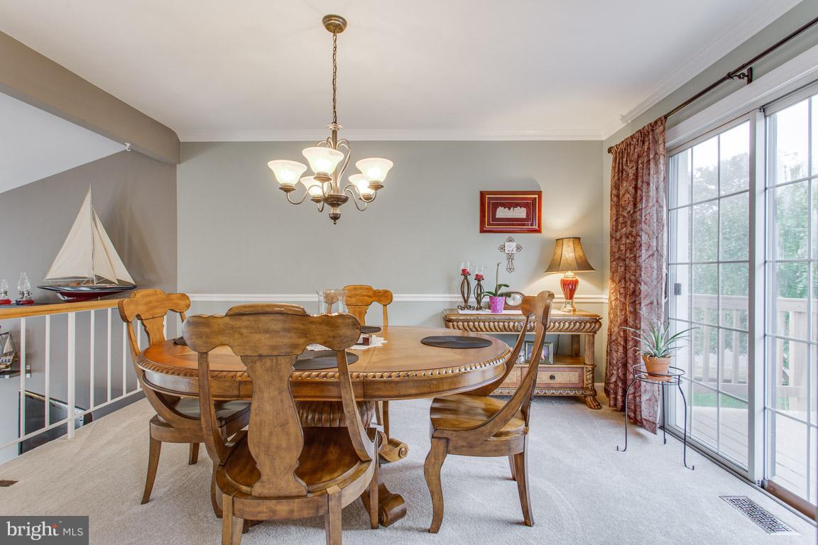 4338 Cub Run Road Chantilly, VA 20151 - Photo 7 of 27 Dining room provides access to deck