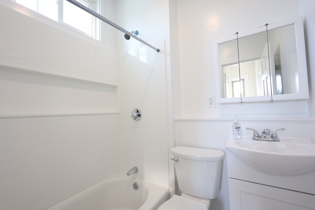 31 June Street, Unit 2 Boston, MA 02131 - Photo 9 of 14
