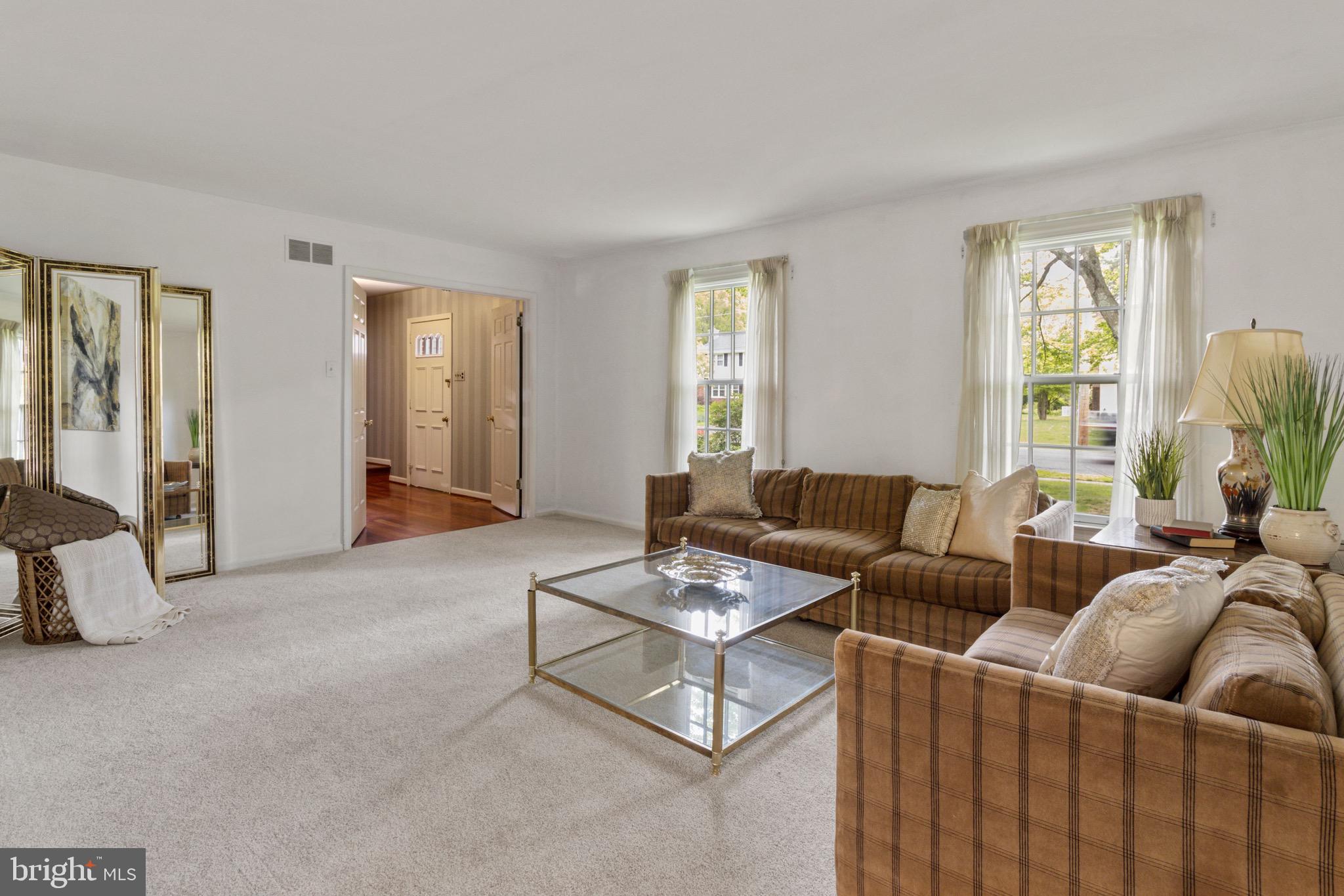 994 Roelofs Road Yardley, PA 19067 - Photo 14 of 34 Living Room has doors to close off foyer
