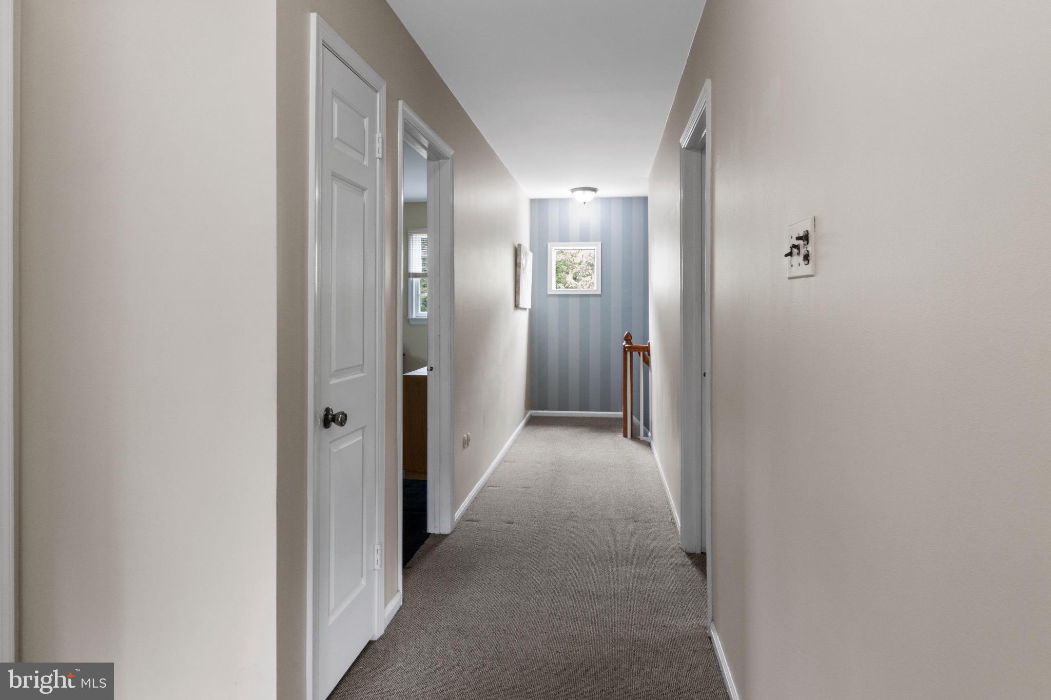 994 Roelofs Road Yardley, PA 19067 - Photo 27 of 34 2nd floor hallway