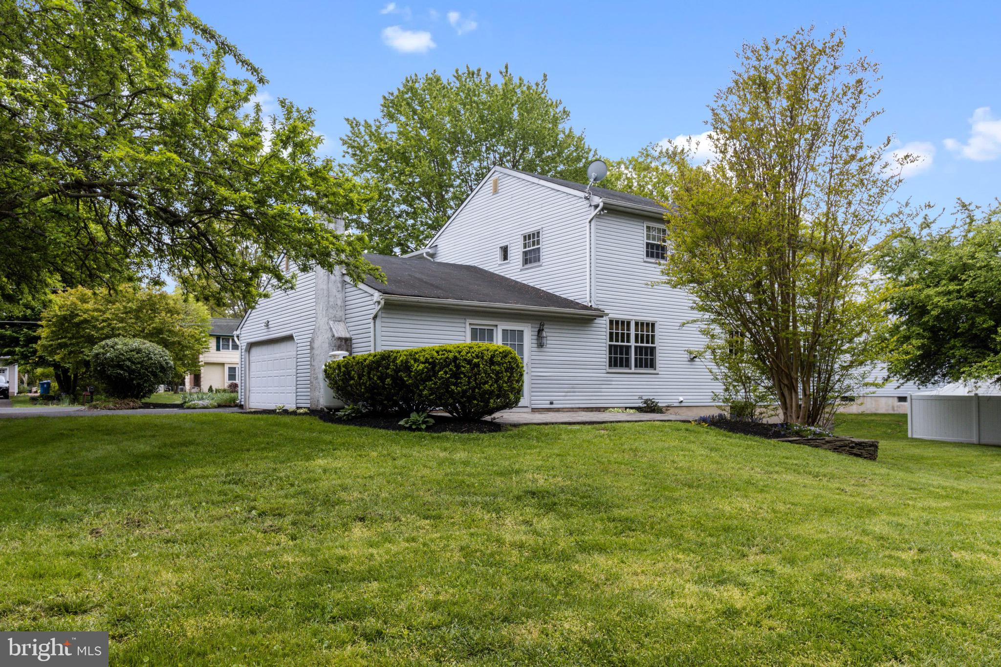 994 Roelofs Road Yardley, PA 19067 - Photo 32 of 34 Exterior side