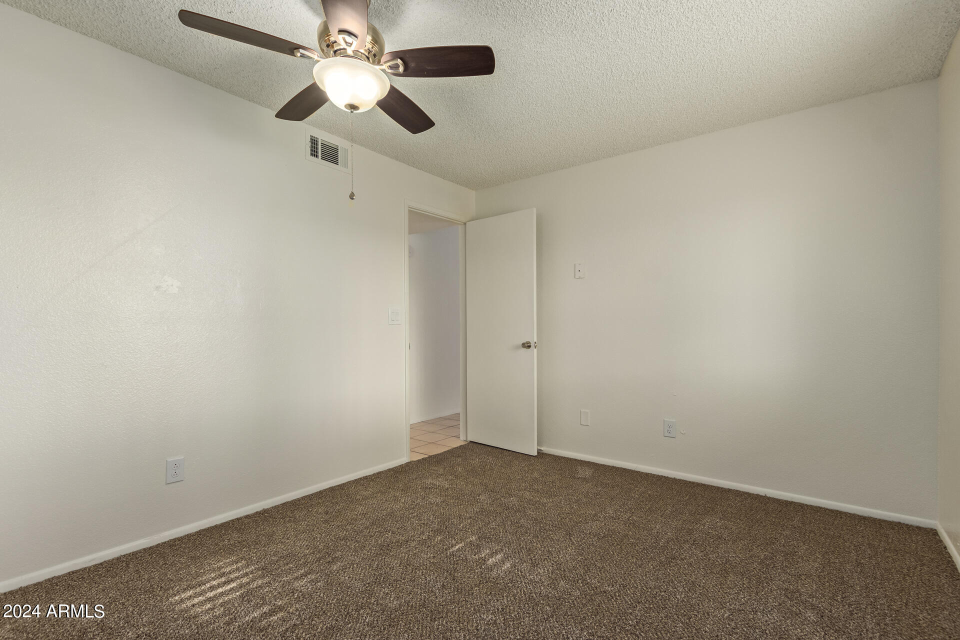 6711 West Osborn Road, Unit 111 Phoenix, AZ 85033 - Photo 18 of 27 0017-17 - Osborn
