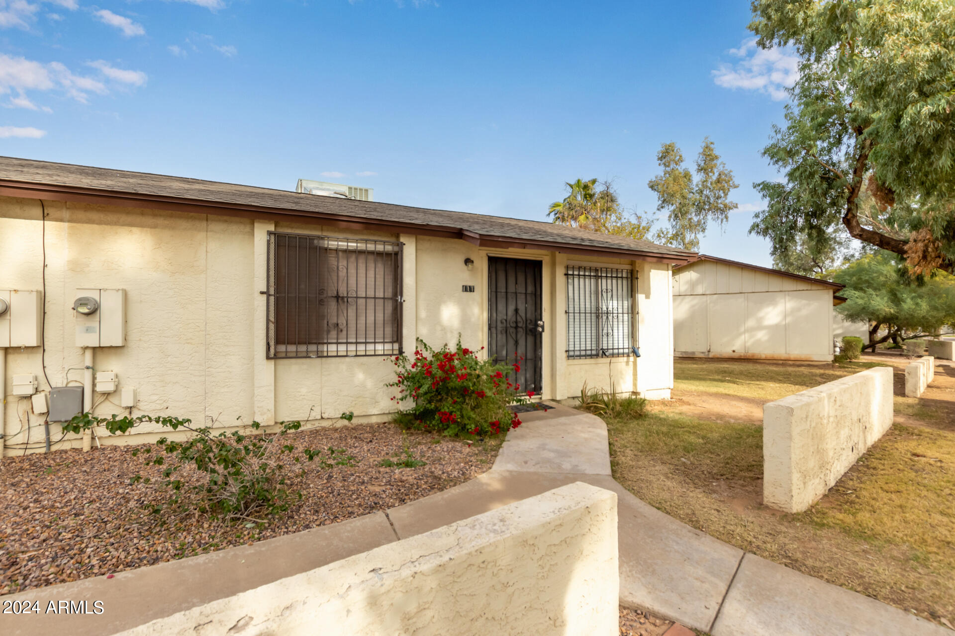6711 West Osborn Road, Unit 111 Phoenix, AZ 85033 - Photo 2 of 27 0003-03 - Osborn