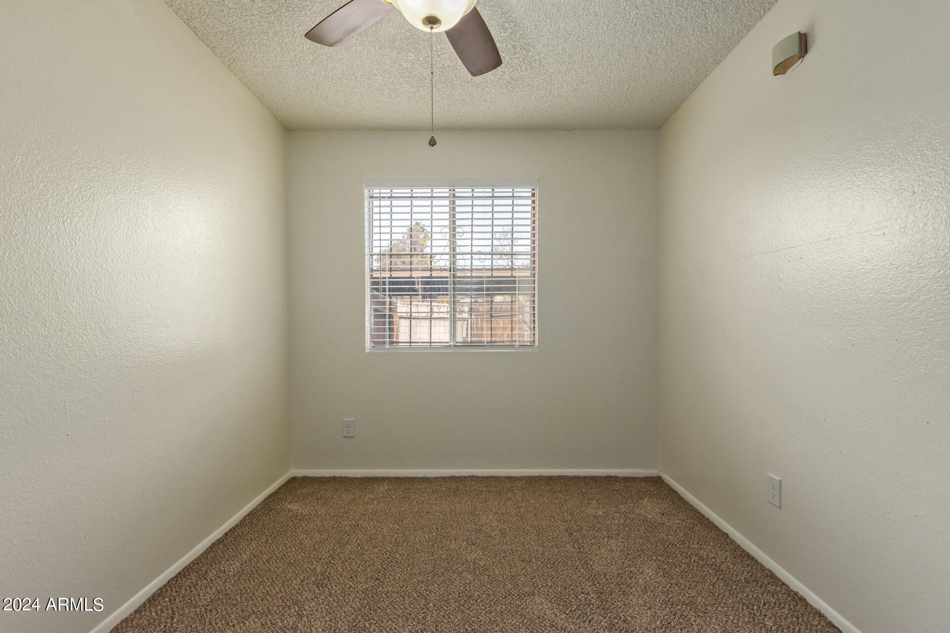 6711 West Osborn Road, Unit 111 Phoenix, AZ 85033 - Photo 23 of 27 0022-22 - Osborn