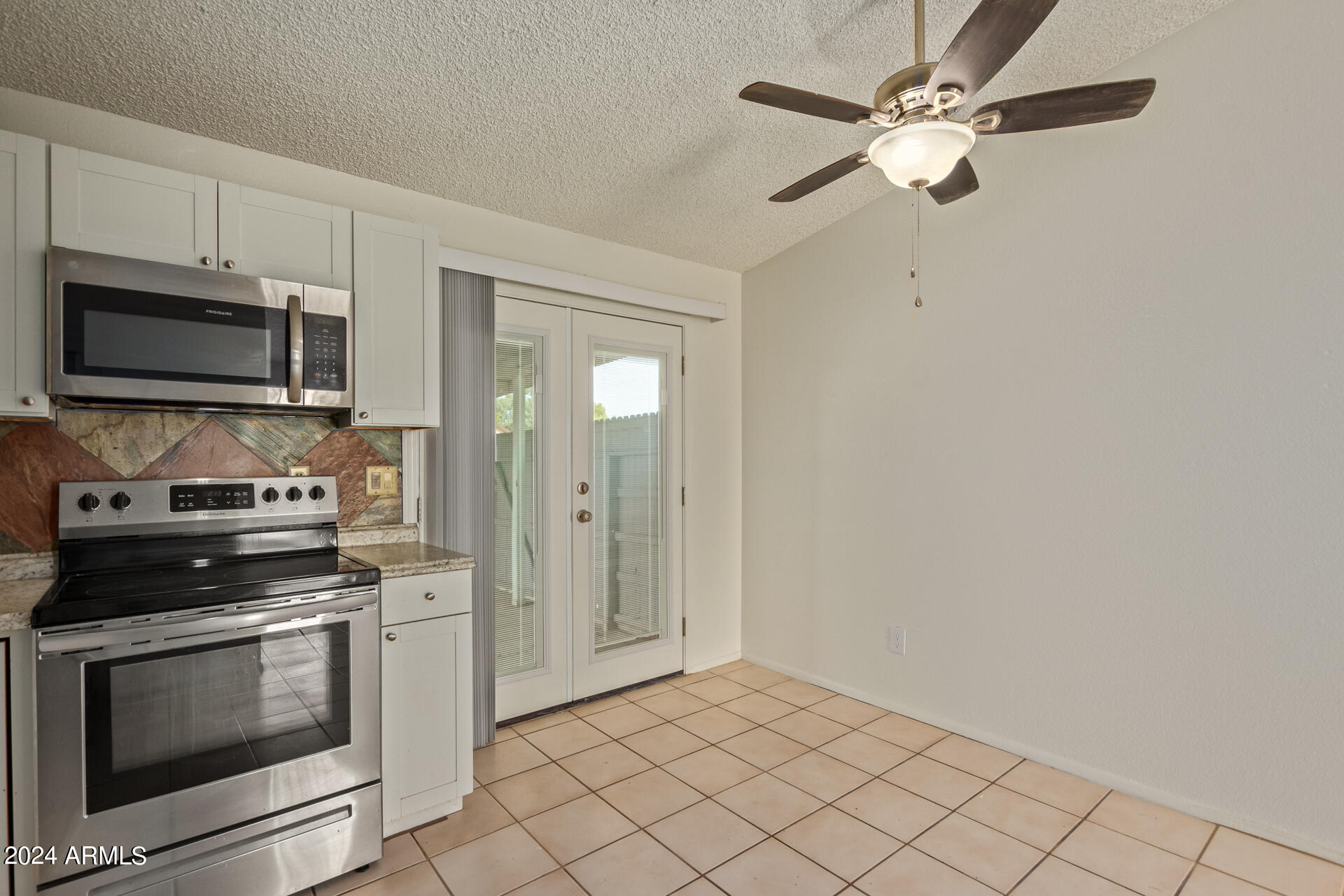 6711 West Osborn Road, Unit 111 Phoenix, AZ 85033 - Photo 9 of 27 0010-10 - Osborn