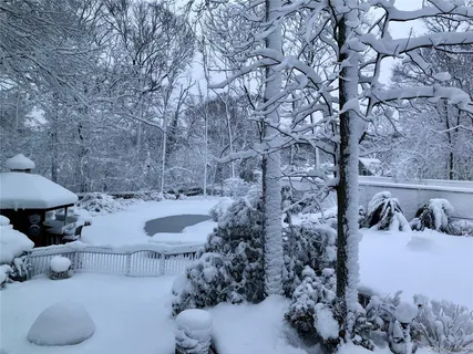 $1,299,990 | 25 Surry Hill Place, Huntington, NY 11743