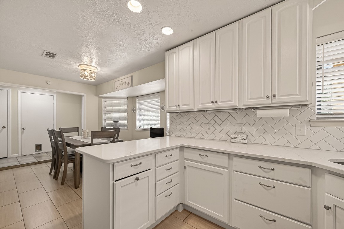 555 Shealy Street Houston, TX 77598 - Photo 16 of 41