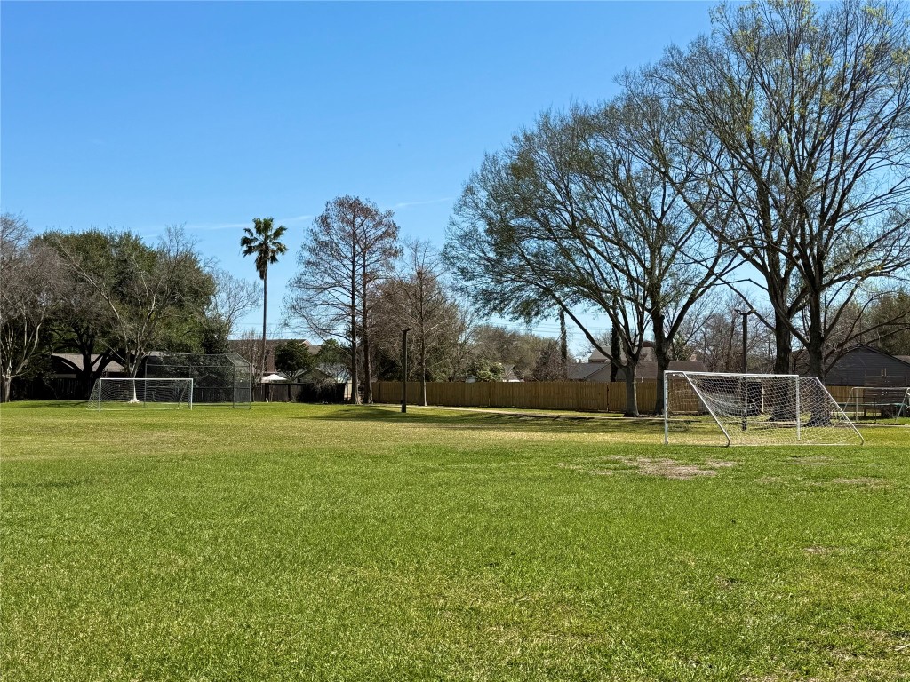 555 Shealy Street Houston, TX 77598 - Photo 41 of 41 Soccer field