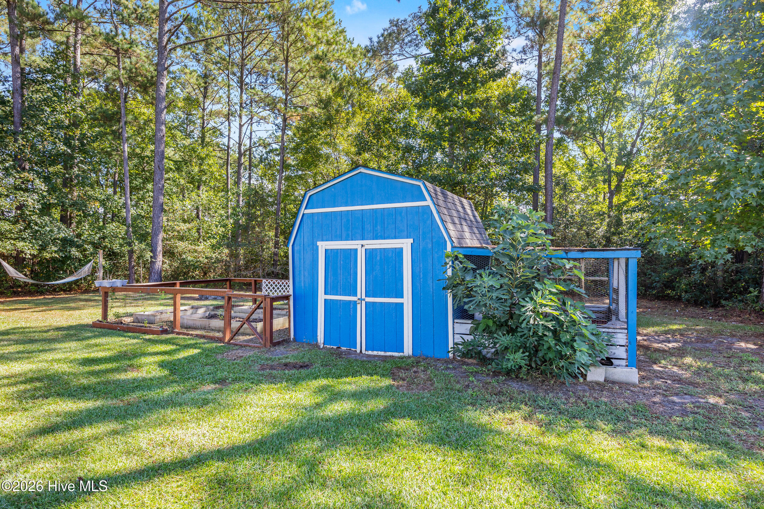 1003 Humphrey Road Jacksonville, NC 28540 - Photo 24 of 29 1003 Humphrey Road shed