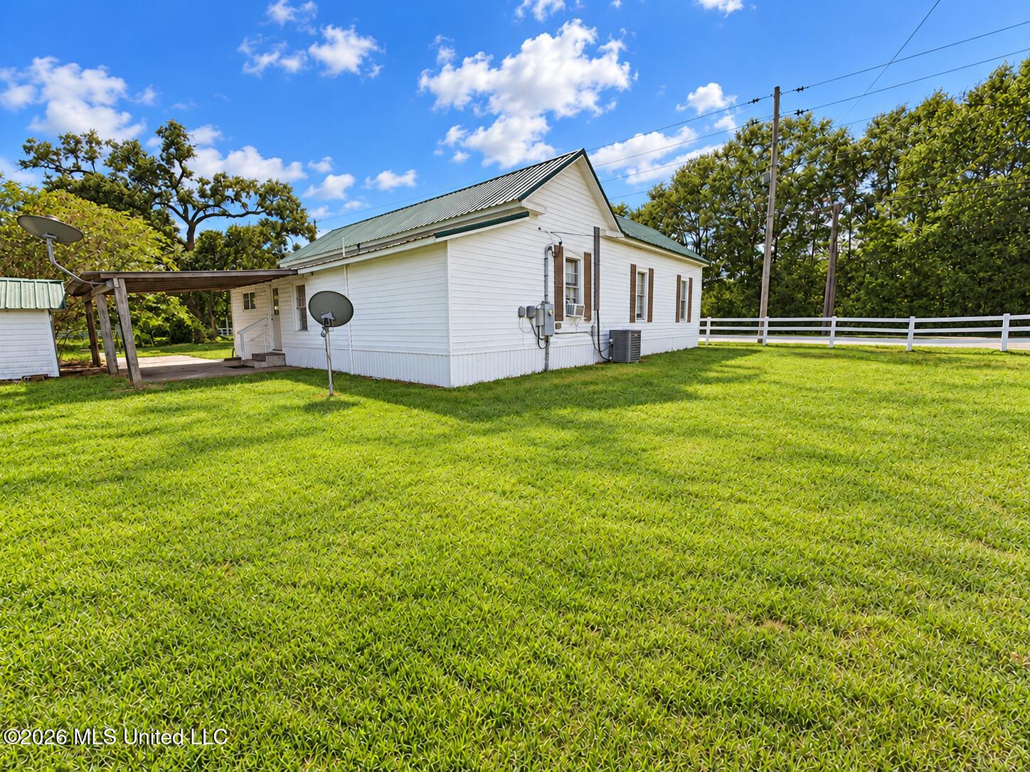 11450 County Farm Road Gulfport, MS 39503 - Photo 18 of 84 exteriorfarmhouse2