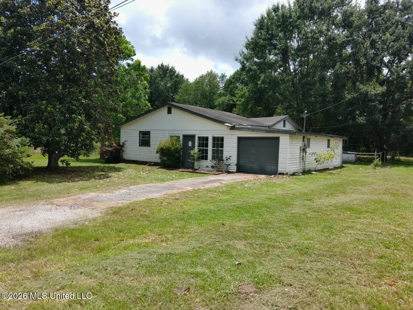 15227 Charles Williams Road Moss Point, MS 39562 - Photo 10 of 10 110_0739