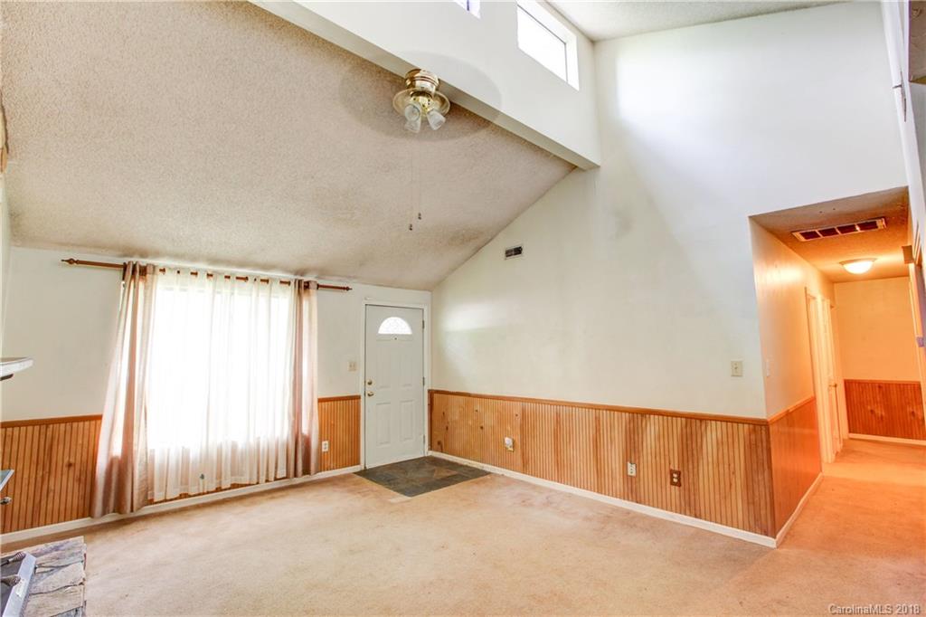 6814 Pence Road, Unit 5 Charlotte, NC 28227 - Photo 16 of 26 Gallery Image 16