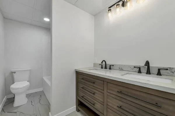 $2,800 | 663 Cherry Valley Road, Unit 311, Gilford, NH 03249