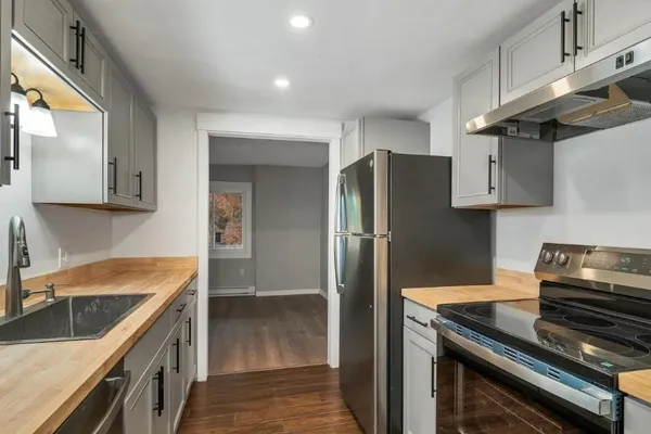 $2,800 | 663 Cherry Valley Road, Unit 311, Gilford, NH 03249