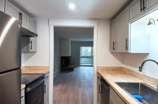 $2,800 | 663 Cherry Valley Road, Unit 311, Gilford, NH 03249