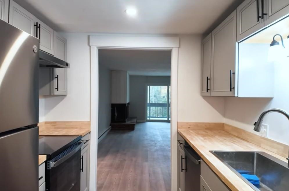 663 Cherry Valley Road, Unit 311 Gilford, NH 03249 - Photo 5 of 20