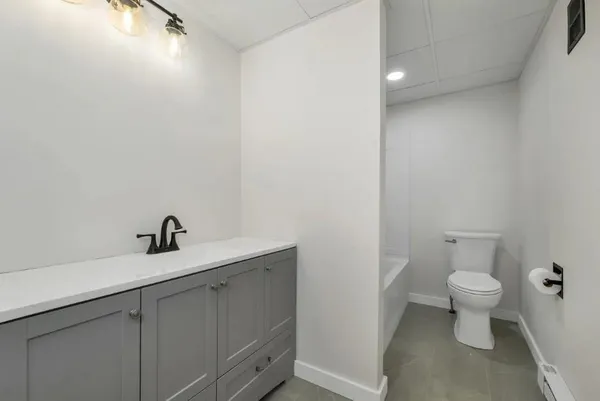 $2,800 | 663 Cherry Valley Road, Unit 311, Gilford, NH 03249