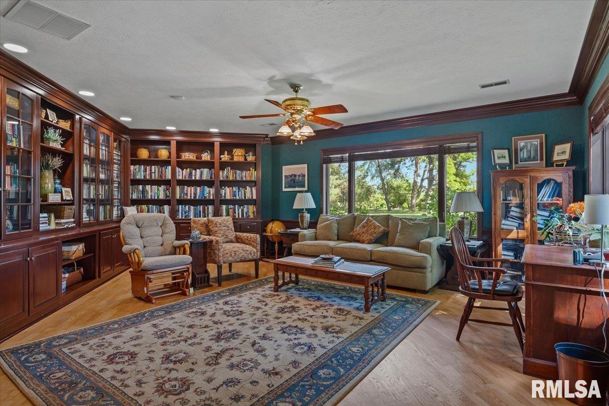 50 West Hazel Dell Lane Springfield, IL 62703 - Photo 43 of 73