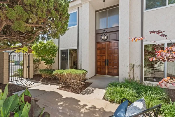 $1,988,000 | 19 Whitewood Way, Irvine, CA 92612