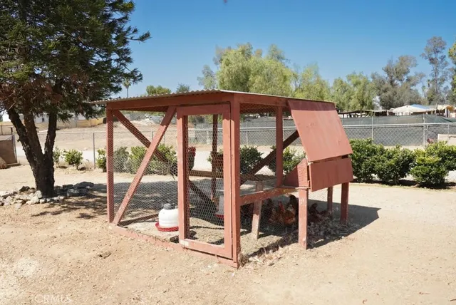 $899,999 | 21390 Oleander Avenue, Perris, CA 92570