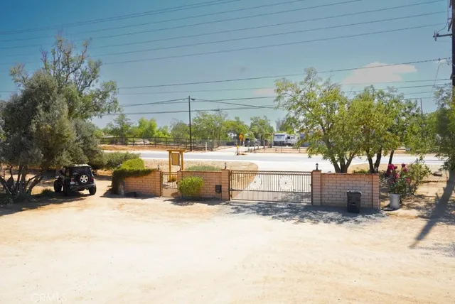 $899,999 | 21390 Oleander Avenue, Perris, CA 92570