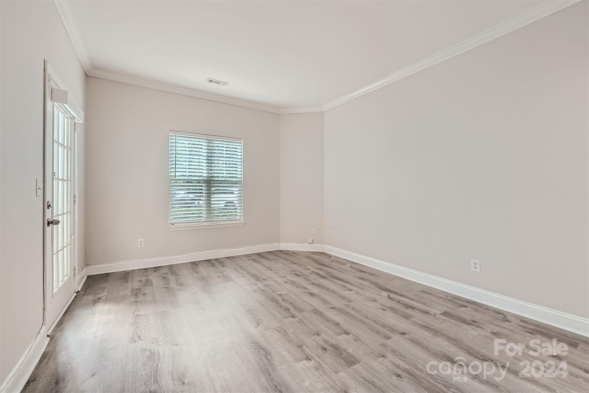 5730 Closeburn Road, Unit P Charlotte, NC 28210 - Photo 13 of 27 Gallery Image 13