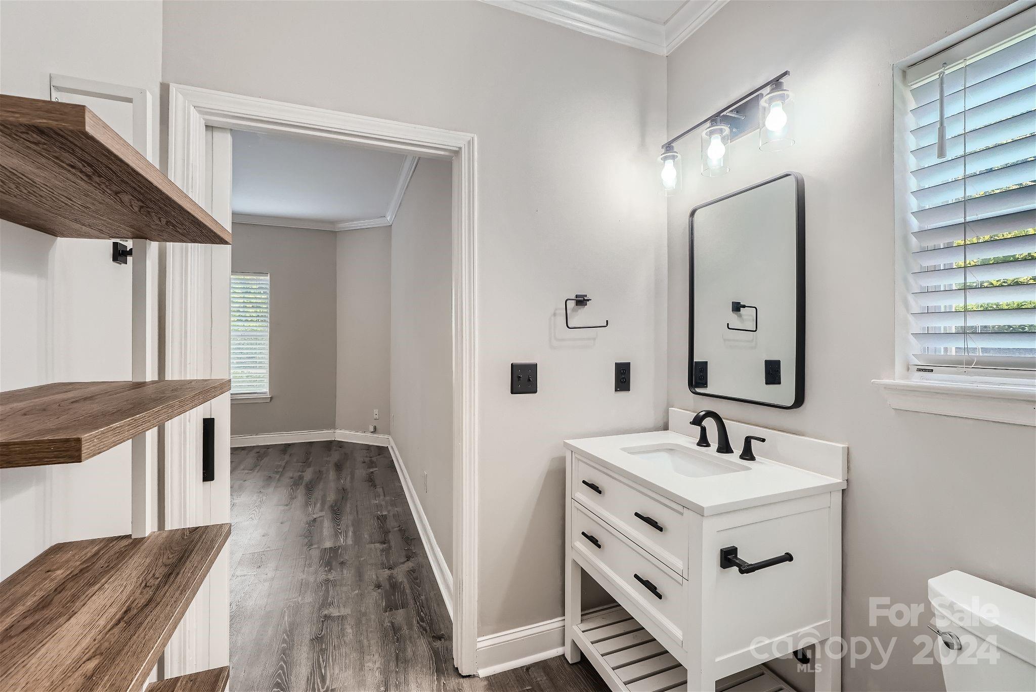 5730 Closeburn Road, Unit P Charlotte, NC 28210 - Photo 15 of 27 Gallery Image 15