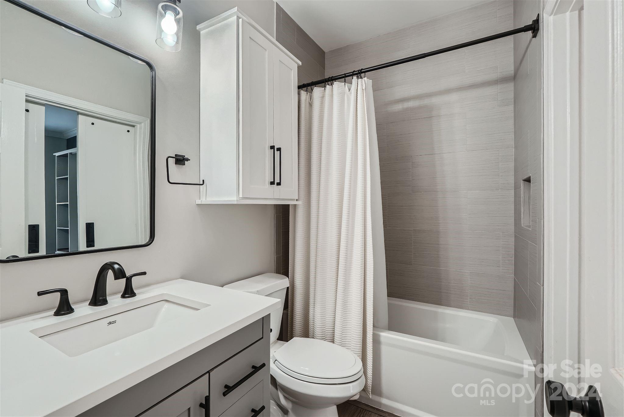5730 Closeburn Road, Unit P Charlotte, NC 28210 - Photo 21 of 27 Gallery Image 21