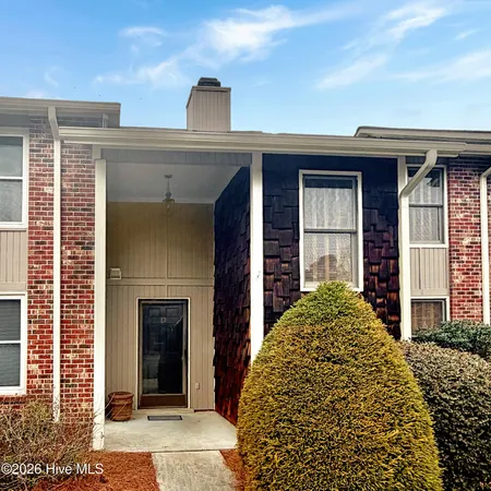 $1,575 | 1849 Quail Ridge Road, Unit D, Greenville, NC 27858