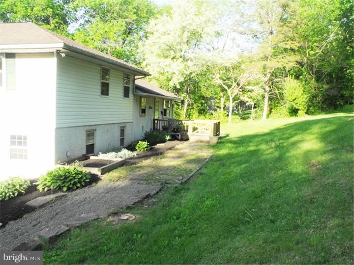 1440 Sell Road Pottstown, PA 19464 - Photo 2 of 12 Gallery Image 2