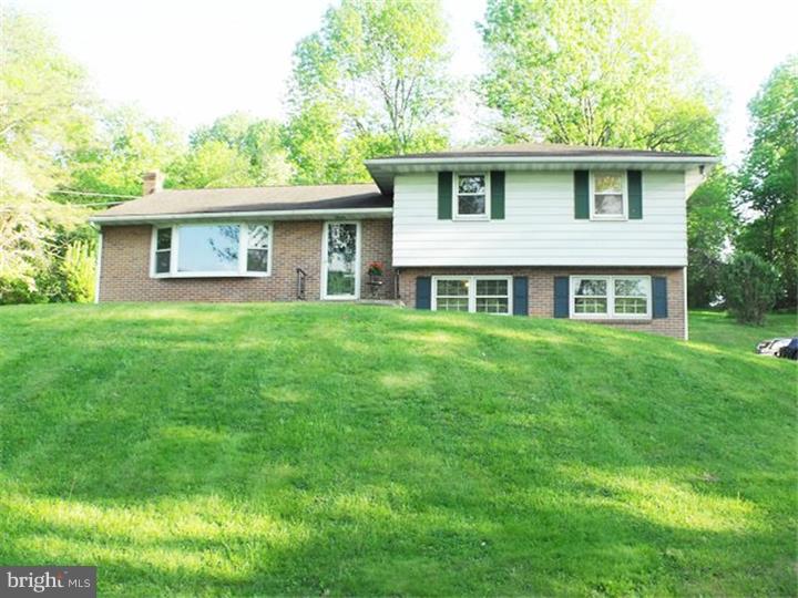 1440 Sell Road Pottstown, PA 19464 - Photo 6 of 12 Gallery Image 6