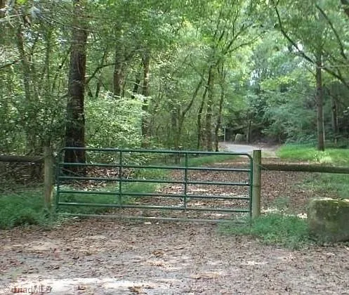 $25,000 | 226 Hamburg Street, Mount Airy, NC 27030