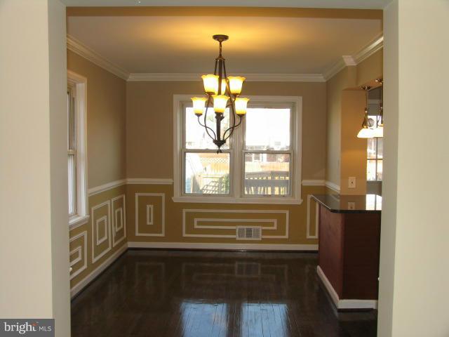 2220 Redthorn Road Baltimore, MD 21220 - Photo 8 of 24 Dining Room