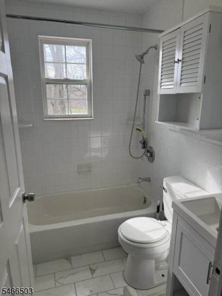 5 Linabury Lane Chester, NJ 07930 - Photo 15 of 18 Gallery Image 15