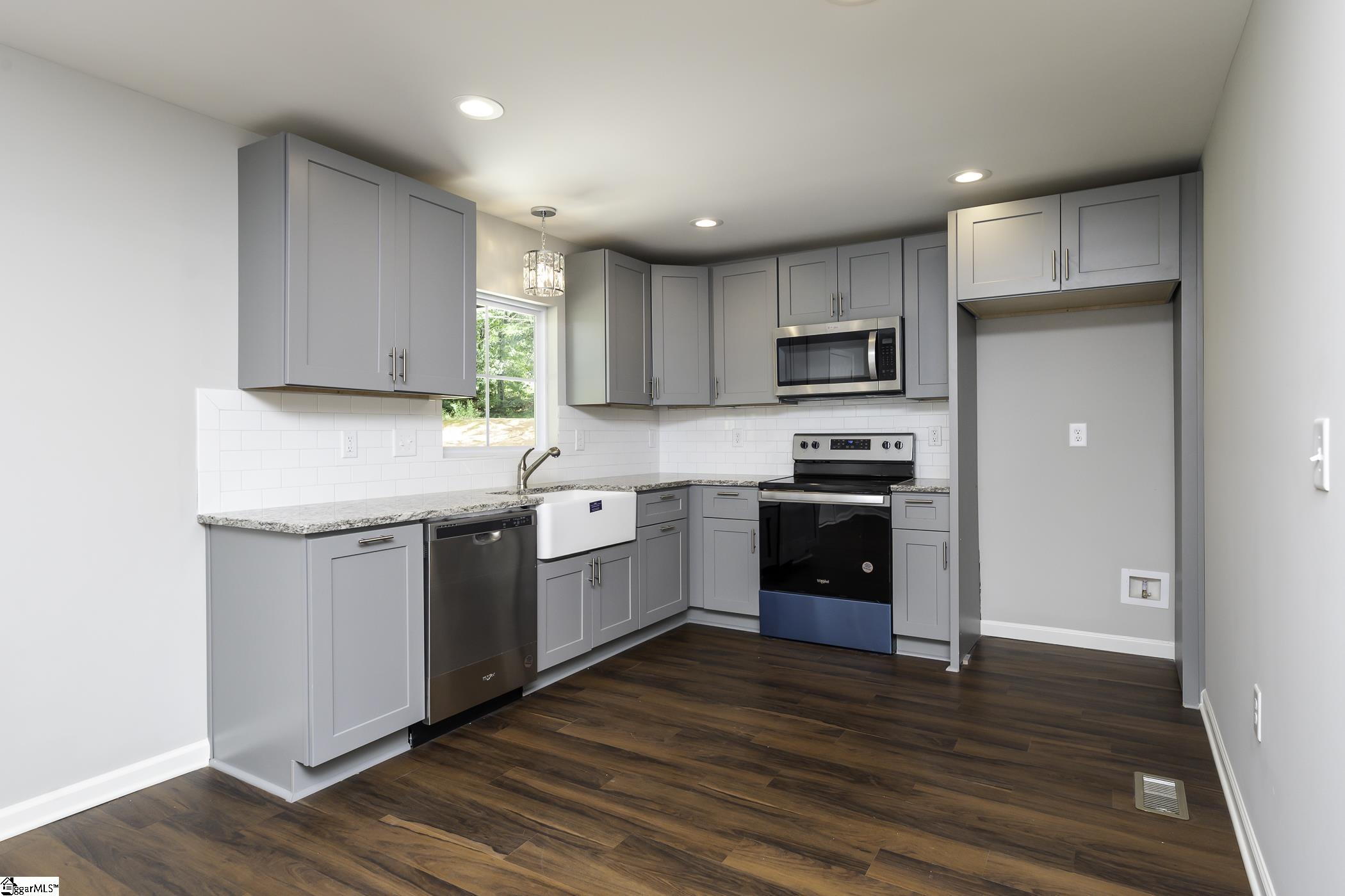 1506 Robert P Jeanes Road Easley, SC 29640 - Photo 15 of 35